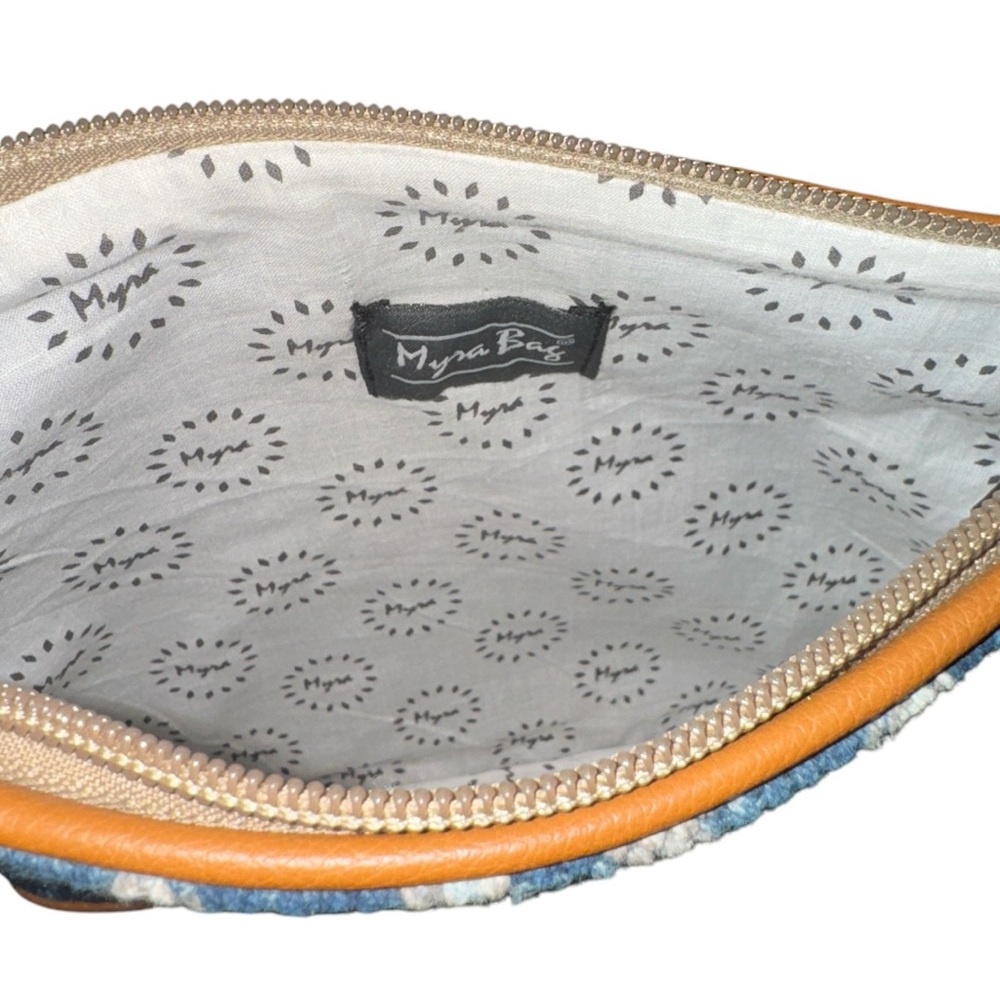 Myra Bag Elegant Travel Pouch With Wrist Strap, NWT - Picture 6 of 9